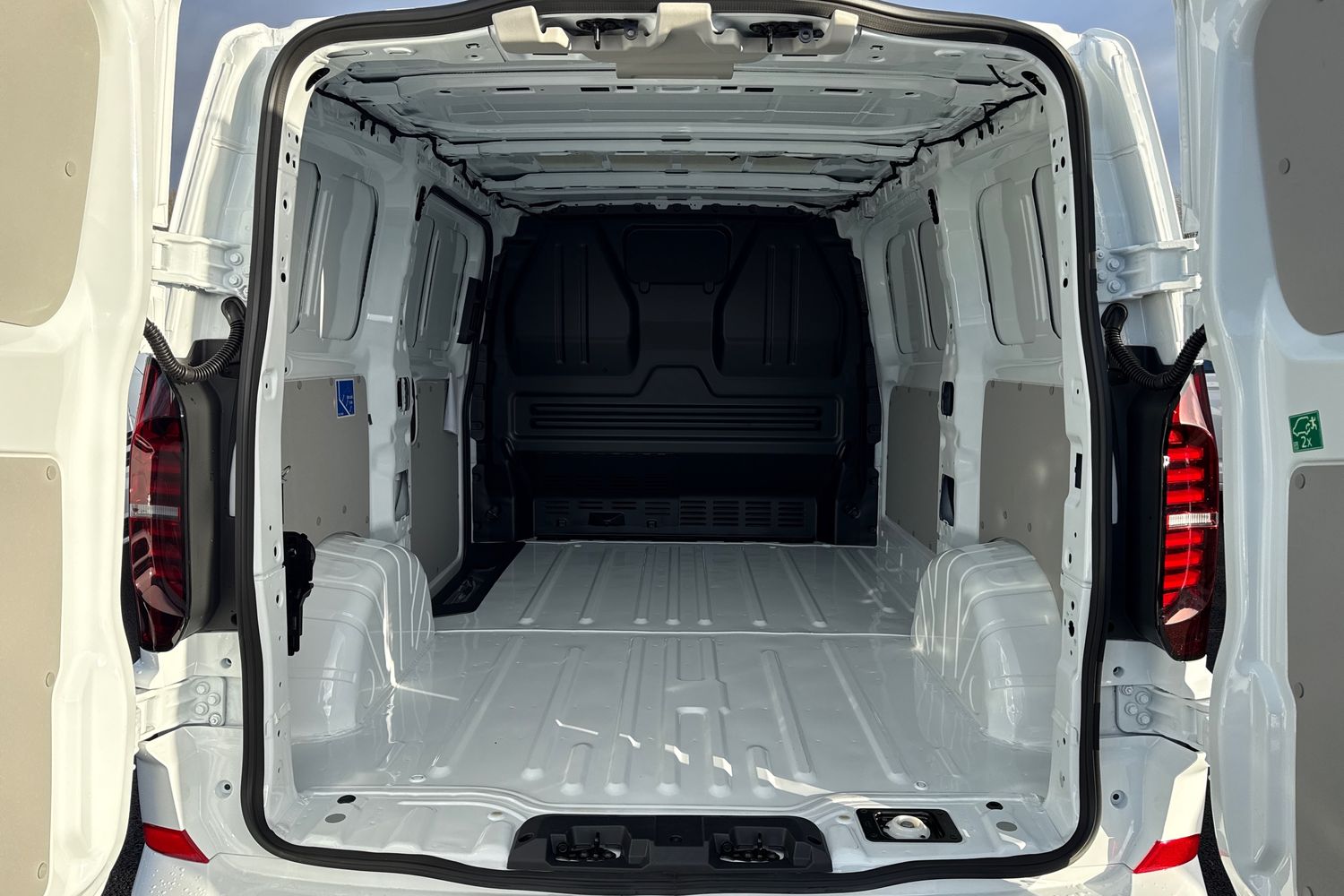 Used Volkswagen Transporter 2025 for sale - 77011427: Photo 9