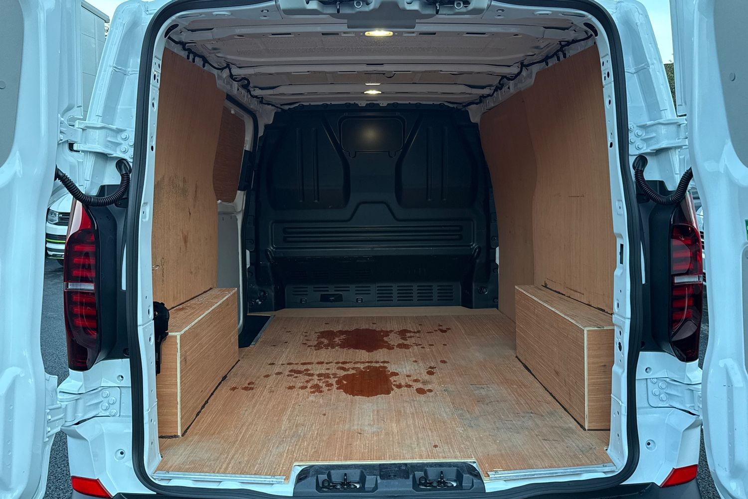 Used Volkswagen Transporter 2025 for sale - 77890606: Photo 10