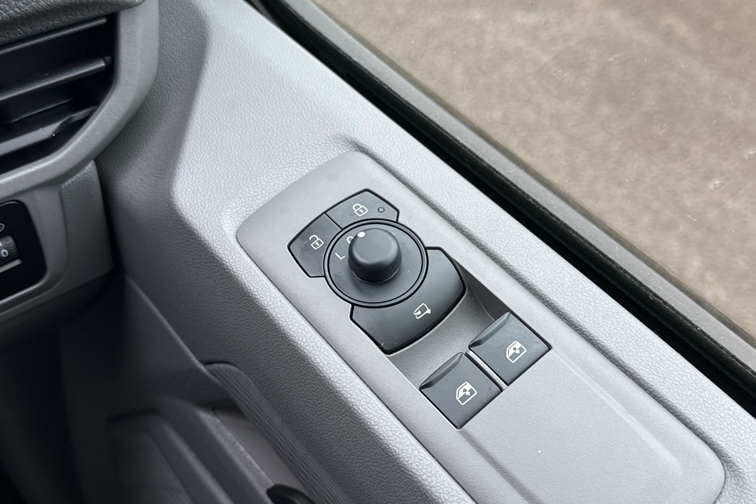 Used Volkswagen Transporter 2025 for sale - 78052639: Photo 18