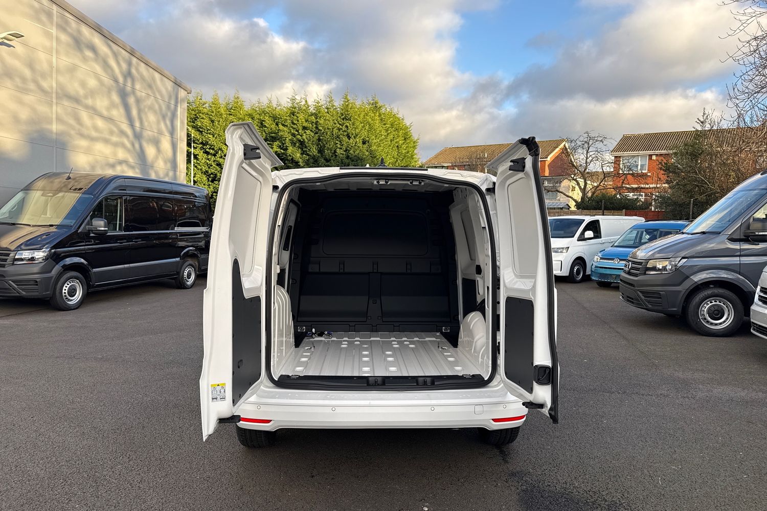 Used Volkswagen Caddy 2025 for sale - 77117822: Photo 30