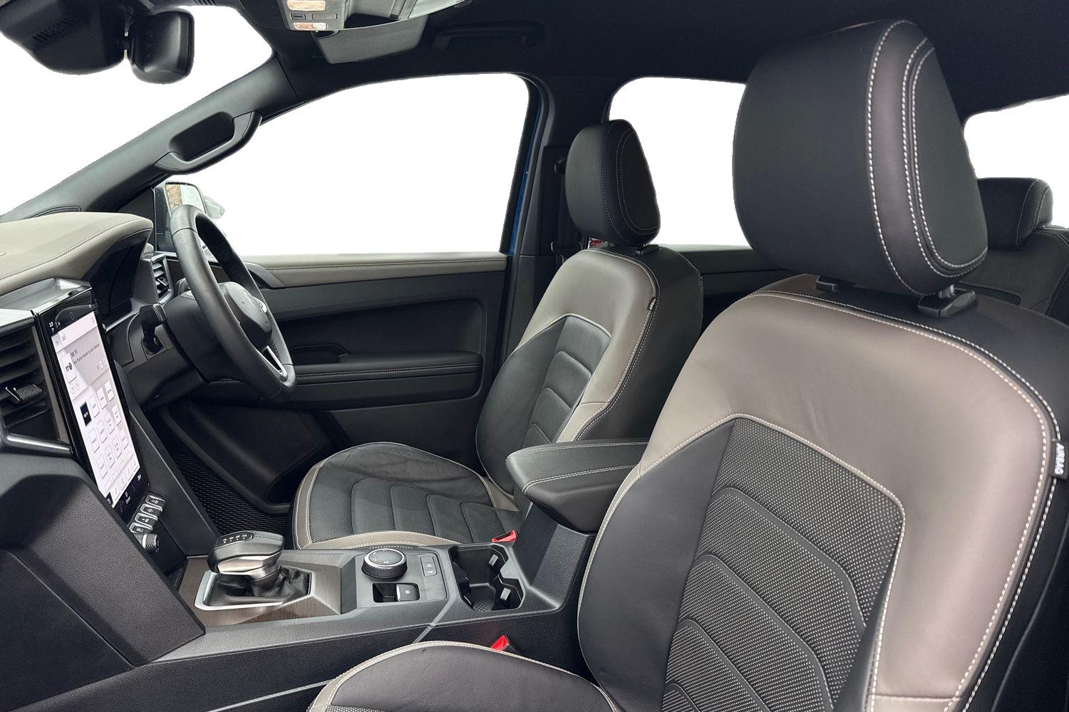 Used Volkswagen Amarok 2024 for sale - 77308747: Photo 11