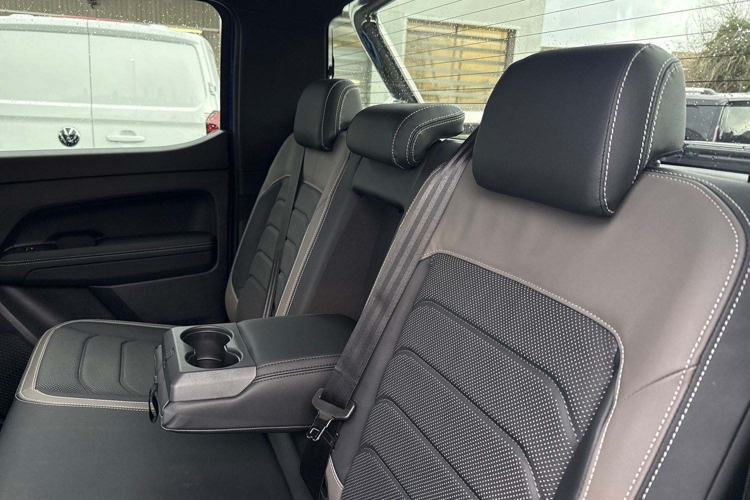 Used Volkswagen Amarok 2024 for sale - 77308747: Photo 14