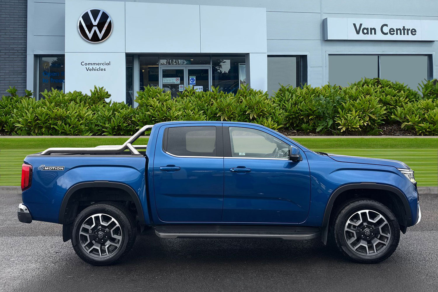 Used Volkswagen Amarok 2024 for sale - 77308747: Photo 3