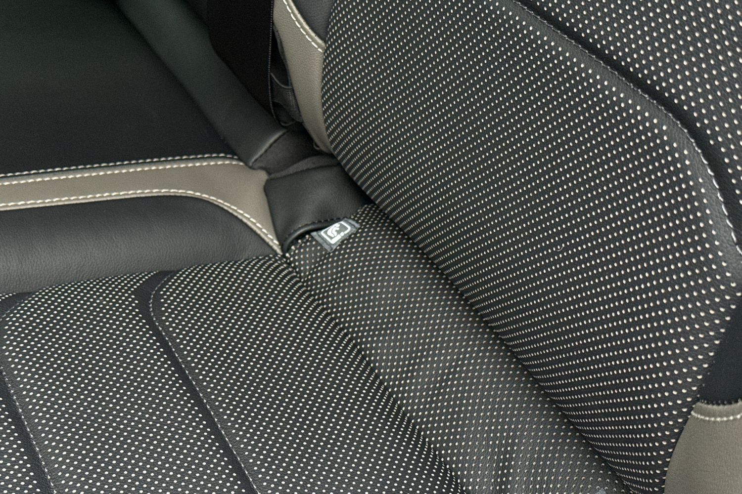 Used Volkswagen Amarok 2024 for sale - 77308747: Photo 35