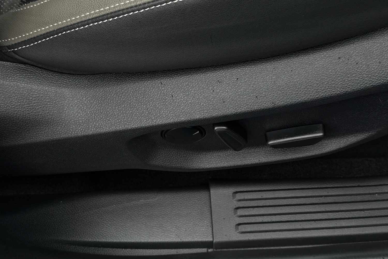 Used Volkswagen Amarok 2024 for sale - 77308747: Photo 36