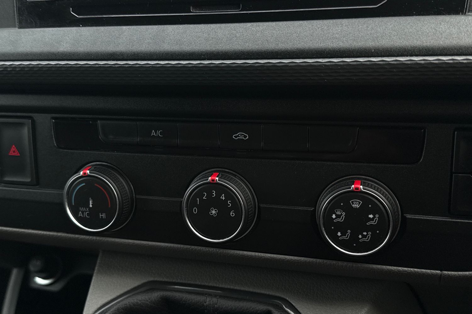 Used Volkswagen Transporter 2023 for sale - 78038090: Photo 19