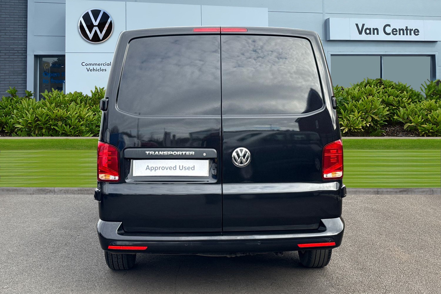 Used Volkswagen Transporter 2023 for sale - 78038090: Photo 4