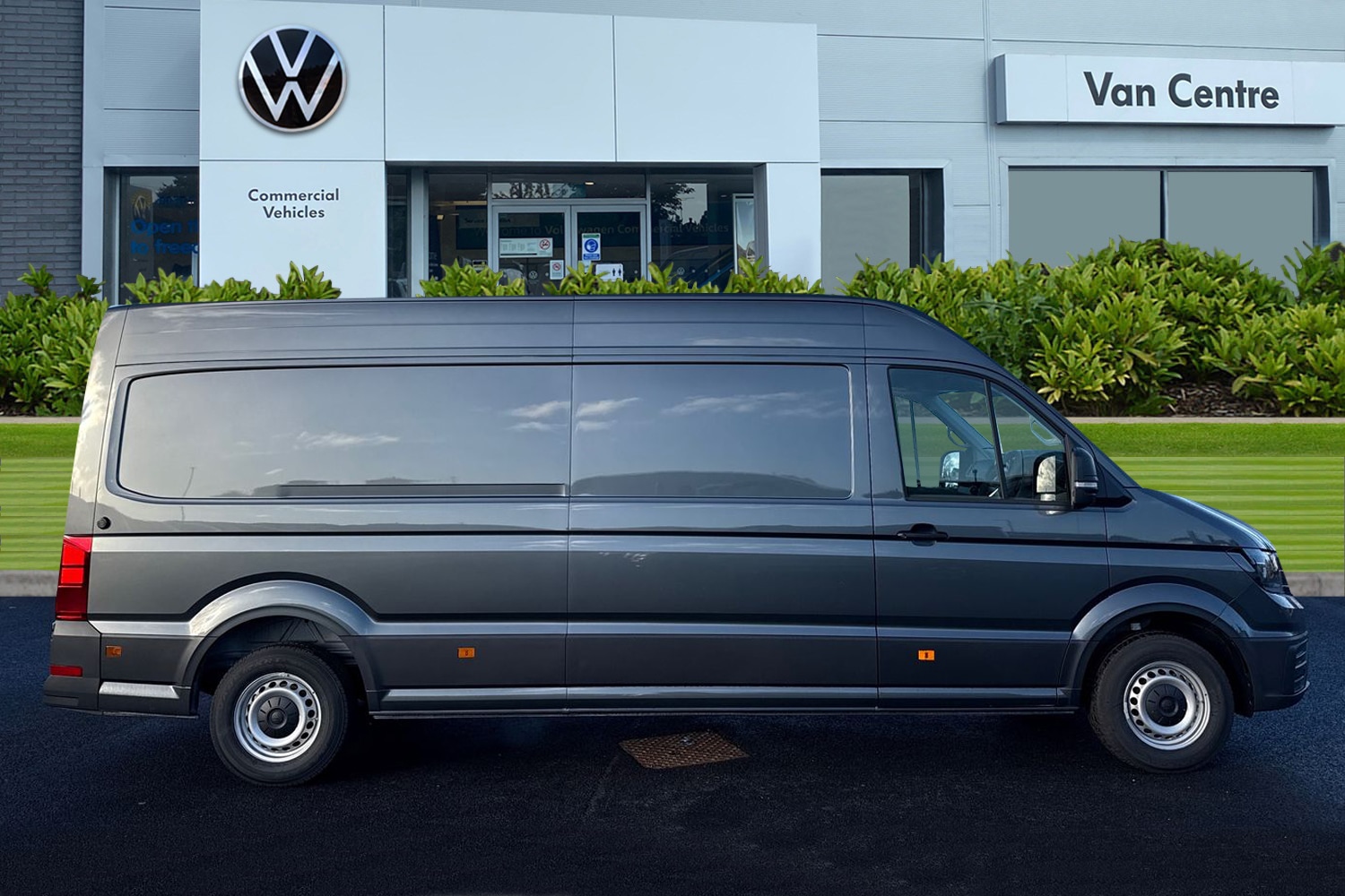 Used Volkswagen Crafter 2025 for sale - 76805236: Photo 3