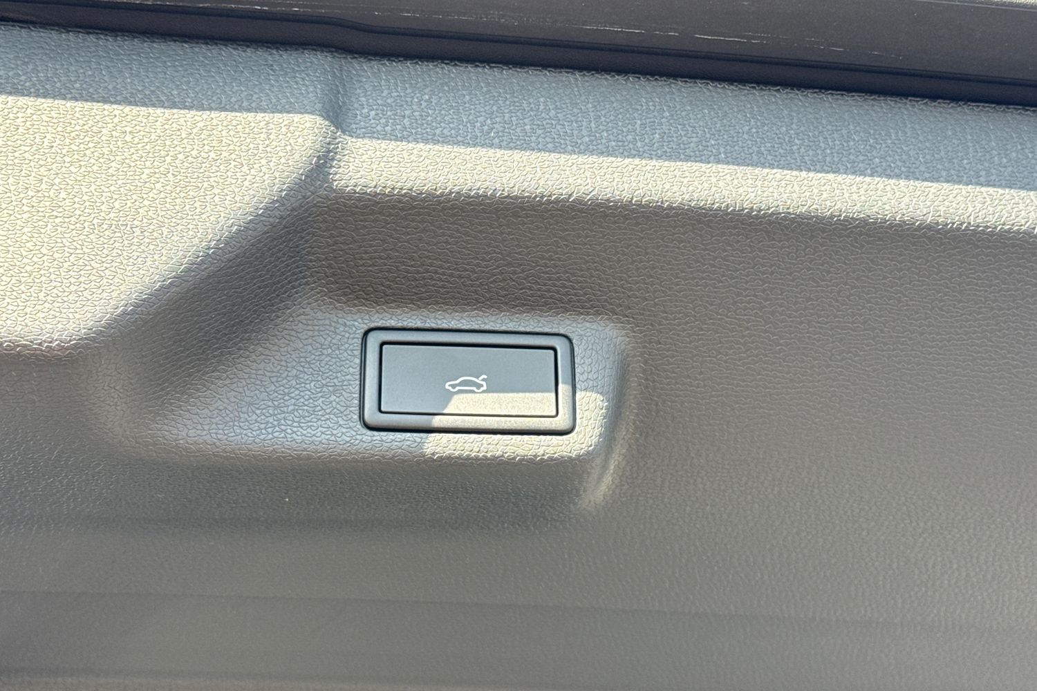 Used Volkswagen ID.Buzz 2025 for sale - 77943695: Photo 25