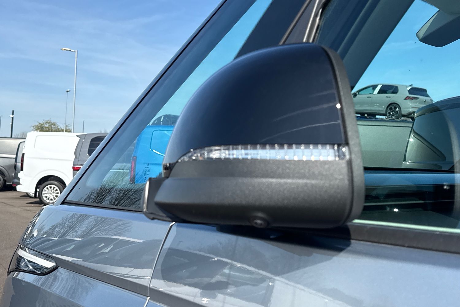 Used Volkswagen ID.Buzz 2025 for sale - 77943695: Photo 28