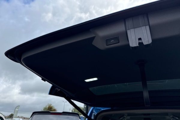 Used Volkswagen Multivan 2025 for sale - 75496946: Photo 36