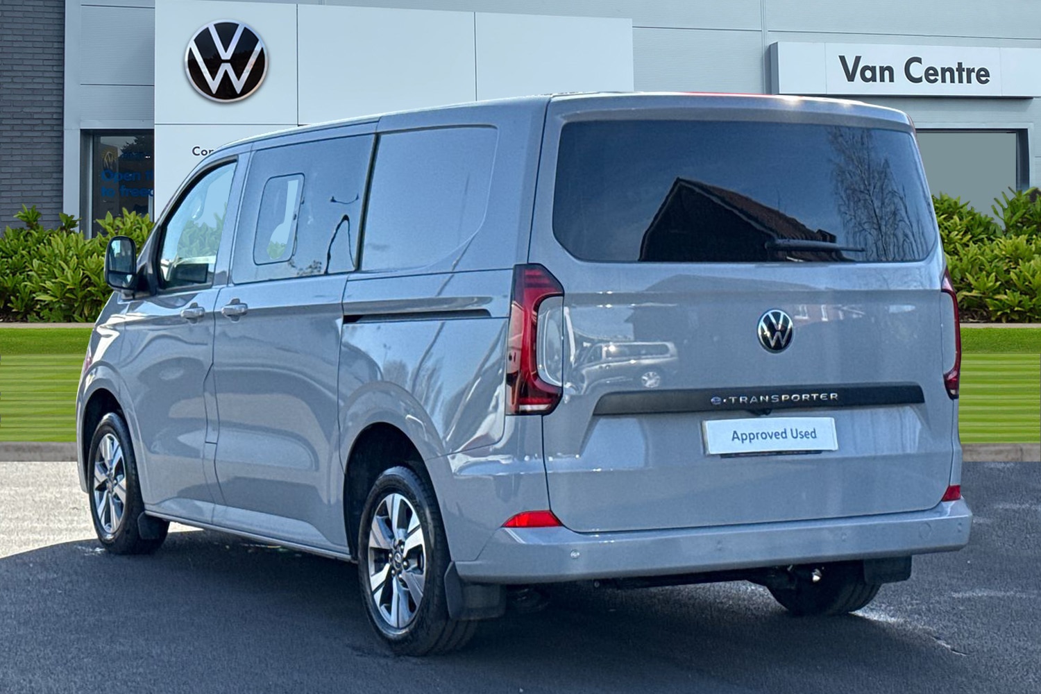 Used Volkswagen Transporter 2025 for sale - 77943710: Photo 2