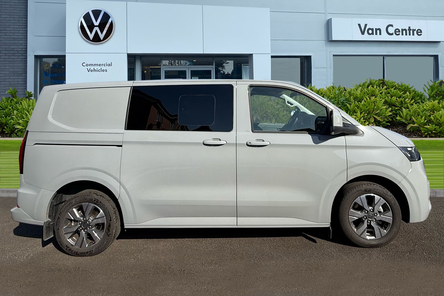 Used Volkswagen Transporter 2025 for sale - 77943710: Photo 3