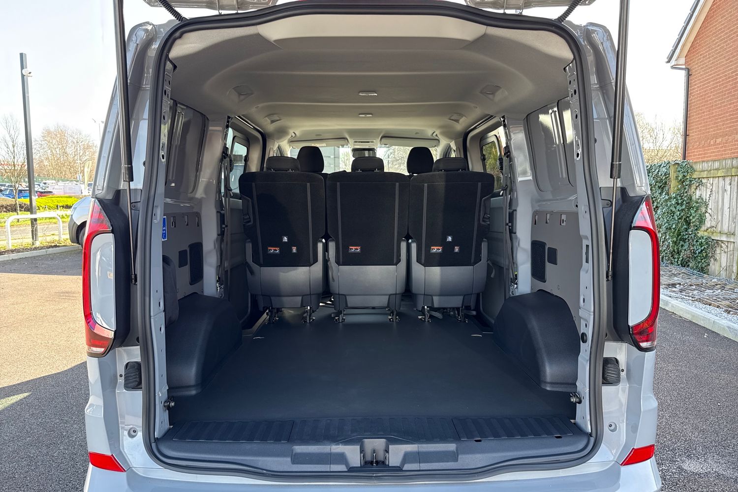 Used Volkswagen Transporter 2025 for sale - 77943710: Photo 9