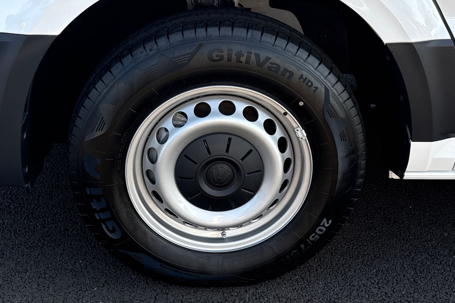 Used Volkswagen Crafter 2026 for sale - 77758456: Photo 23