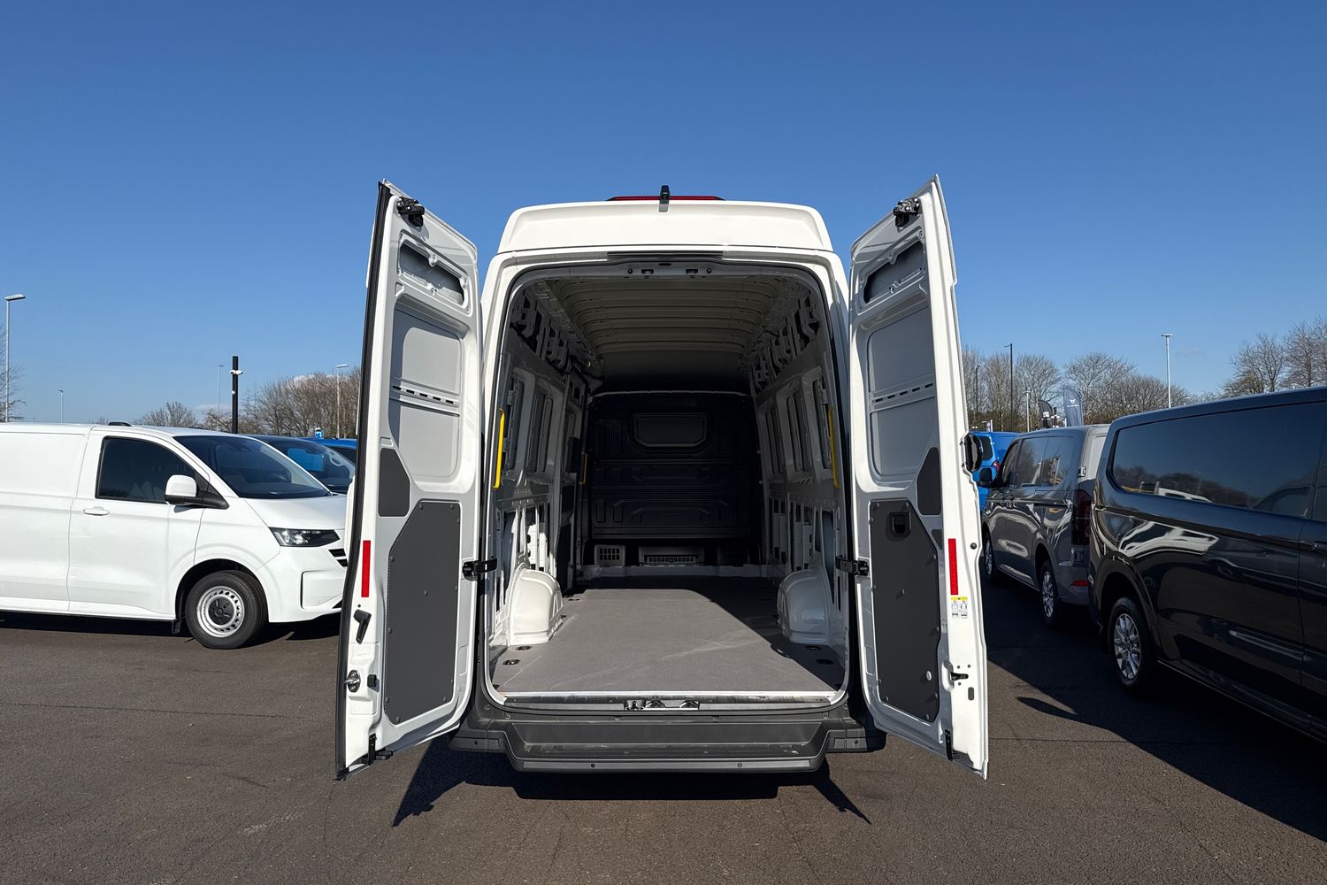 Used Volkswagen Crafter 2026 for sale - 77758456: Photo 31