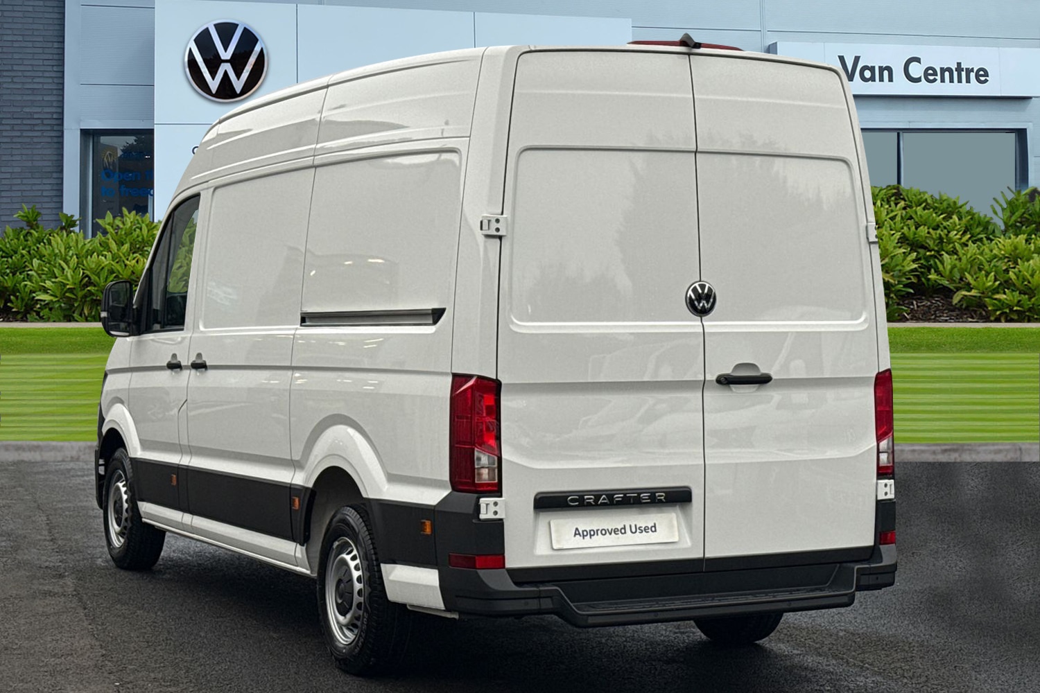 Used Volkswagen Crafter 2025 for sale - 77080061: Photo 2
