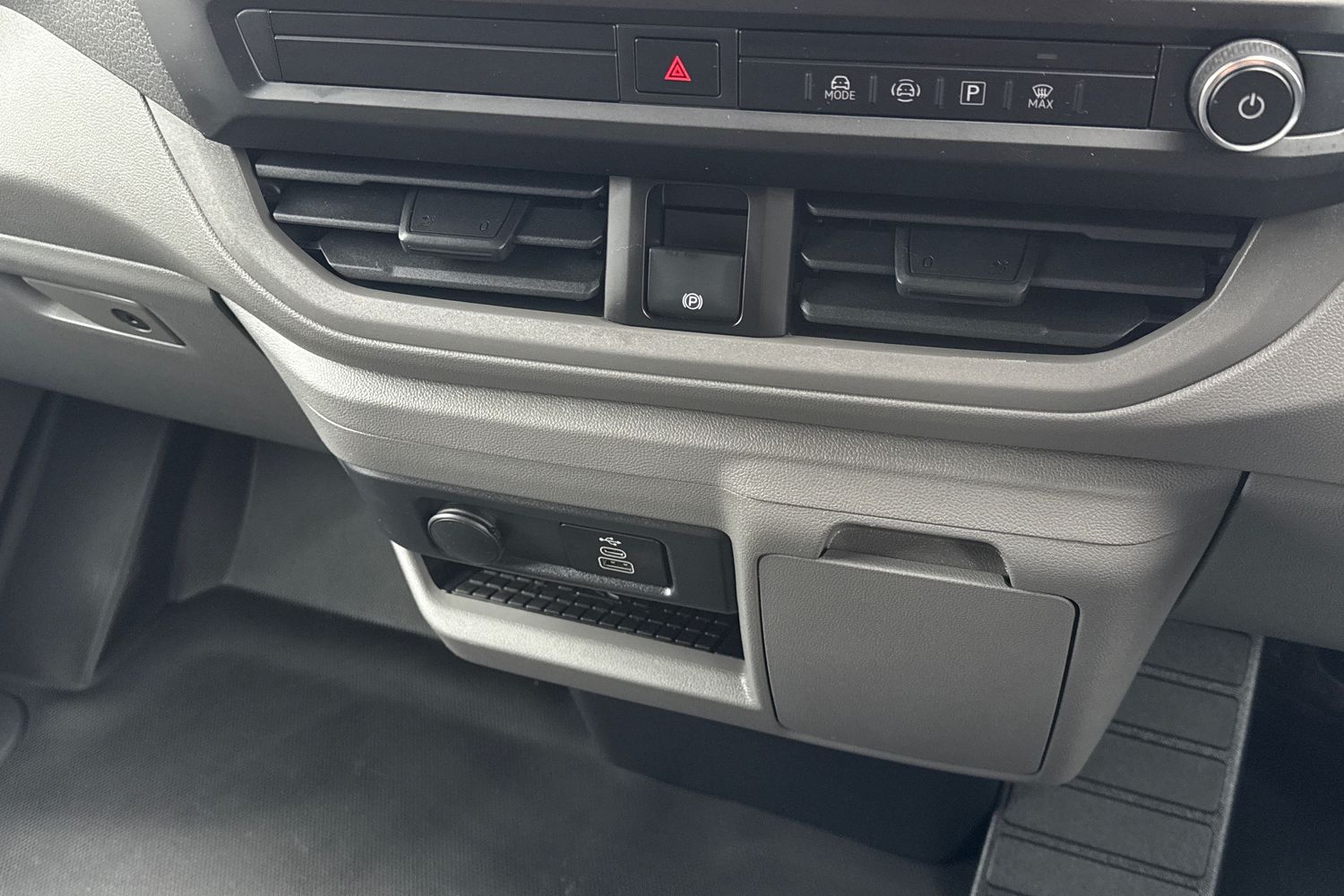 Used Volkswagen Transporter 2025 for sale - 77527259: Photo 20