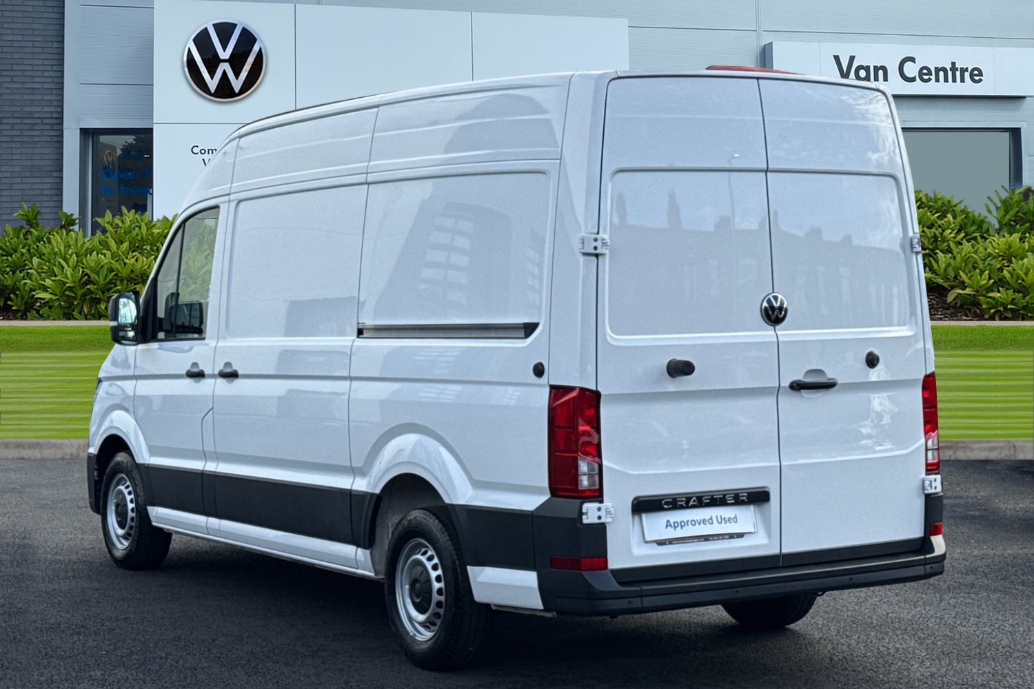 Used Volkswagen Crafter 2024 for sale - 78038121: Photo 2