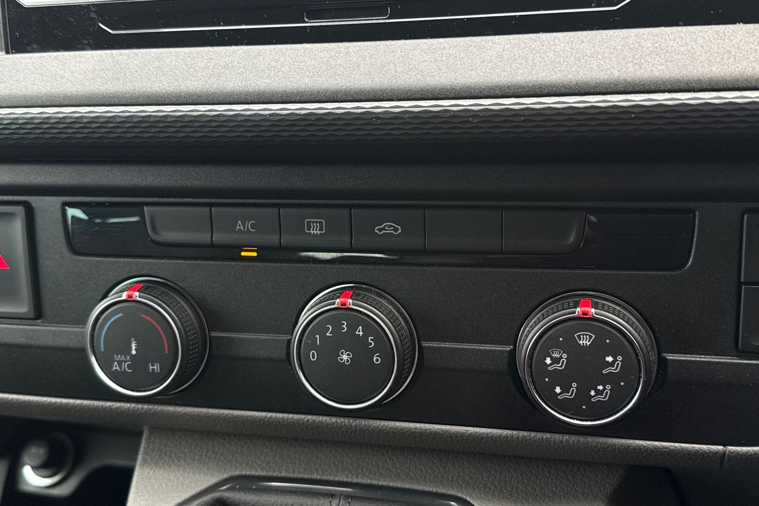 Used Volkswagen Transporter 2023 for sale - 77308751: Photo 18