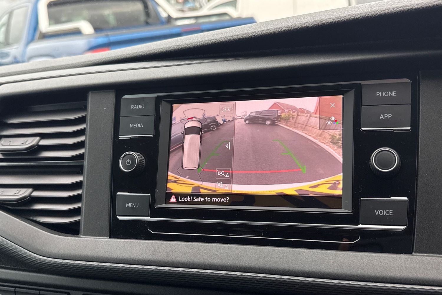 Used Volkswagen Transporter 2023 for sale - 77308751: Photo 38