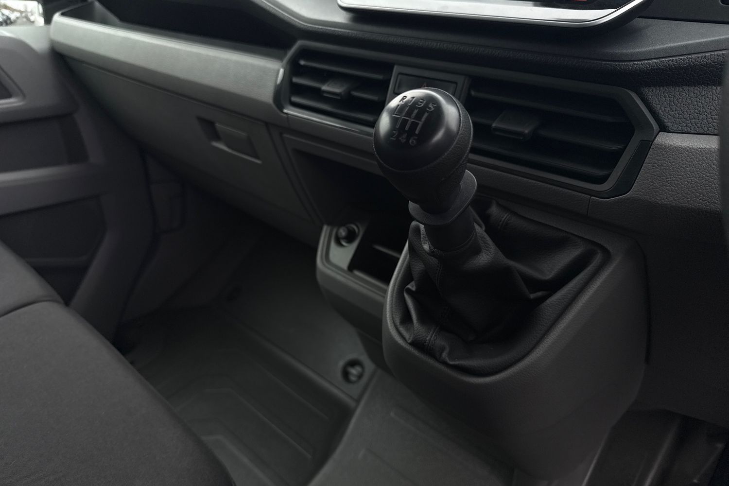 Used Volkswagen Crafter 2024 for sale - 77516883: Photo 20