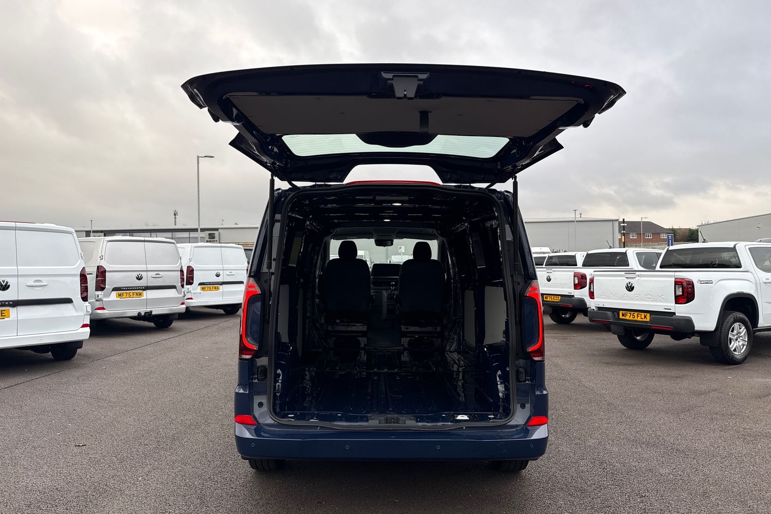 Used Volkswagen Transporter 2025 for sale - 76515864: Photo 29