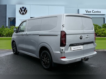 Used Volkswagen Transporter 2025 for sale - 76164648: Photo 2