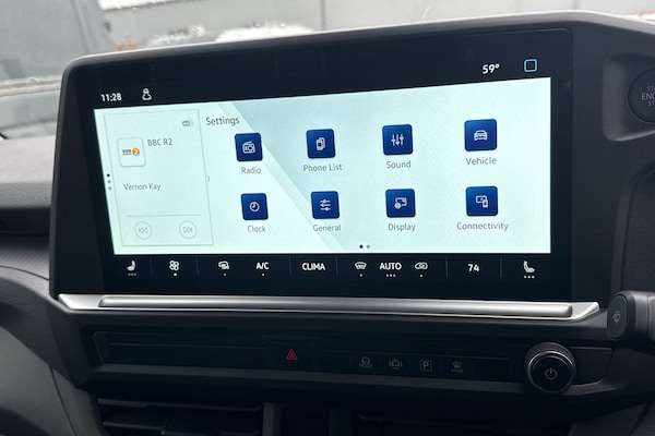 Used Volkswagen Transporter 2025 for sale - 76164648: Photo 50