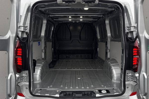 Used Volkswagen Transporter 2025 for sale - 76164648: Photo 9