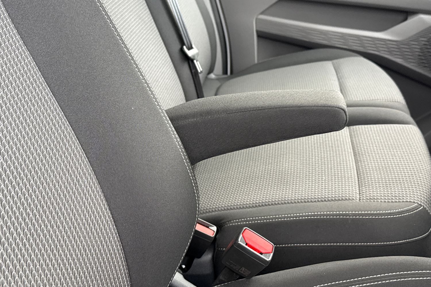 Used Volkswagen Transporter 2025 for sale - 77553337: Photo 32