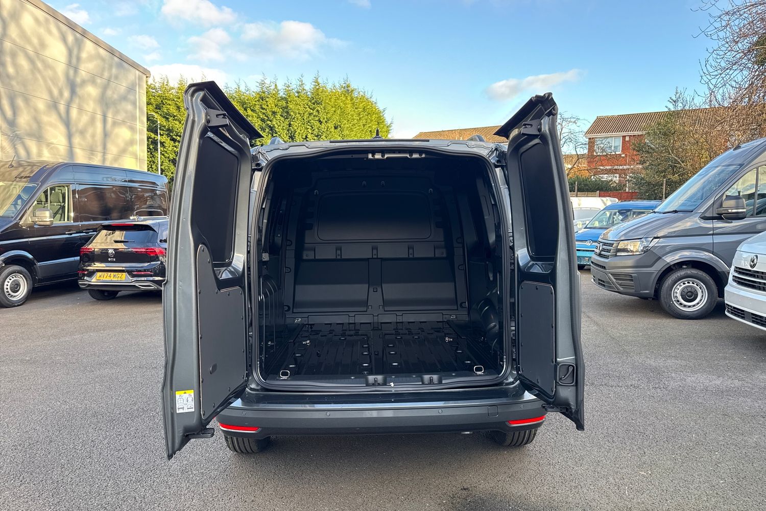 Used Volkswagen Caddy 2025 for sale - 77233333: Photo 31