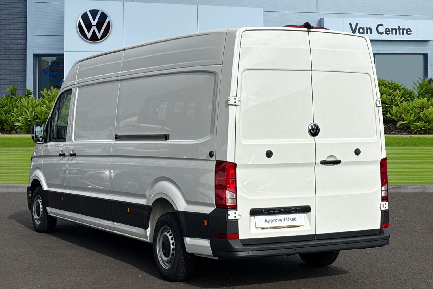 Used Volkswagen Crafter 2024 for sale - 77728744: Photo 2