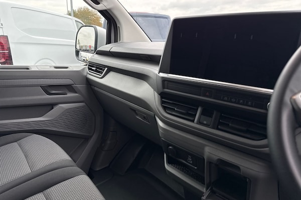 Used Volkswagen Transporter 2025 for sale - 76311014: Photo 14