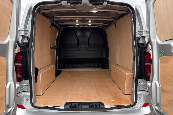 Used Volkswagen Transporter 2025 for sale - 76311014: Photo 9