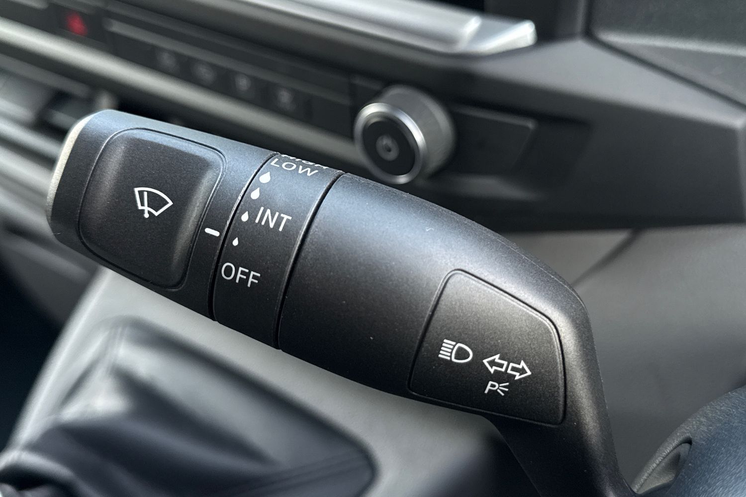 Used Volkswagen Transporter 2025 for sale - 77011560: Photo 34