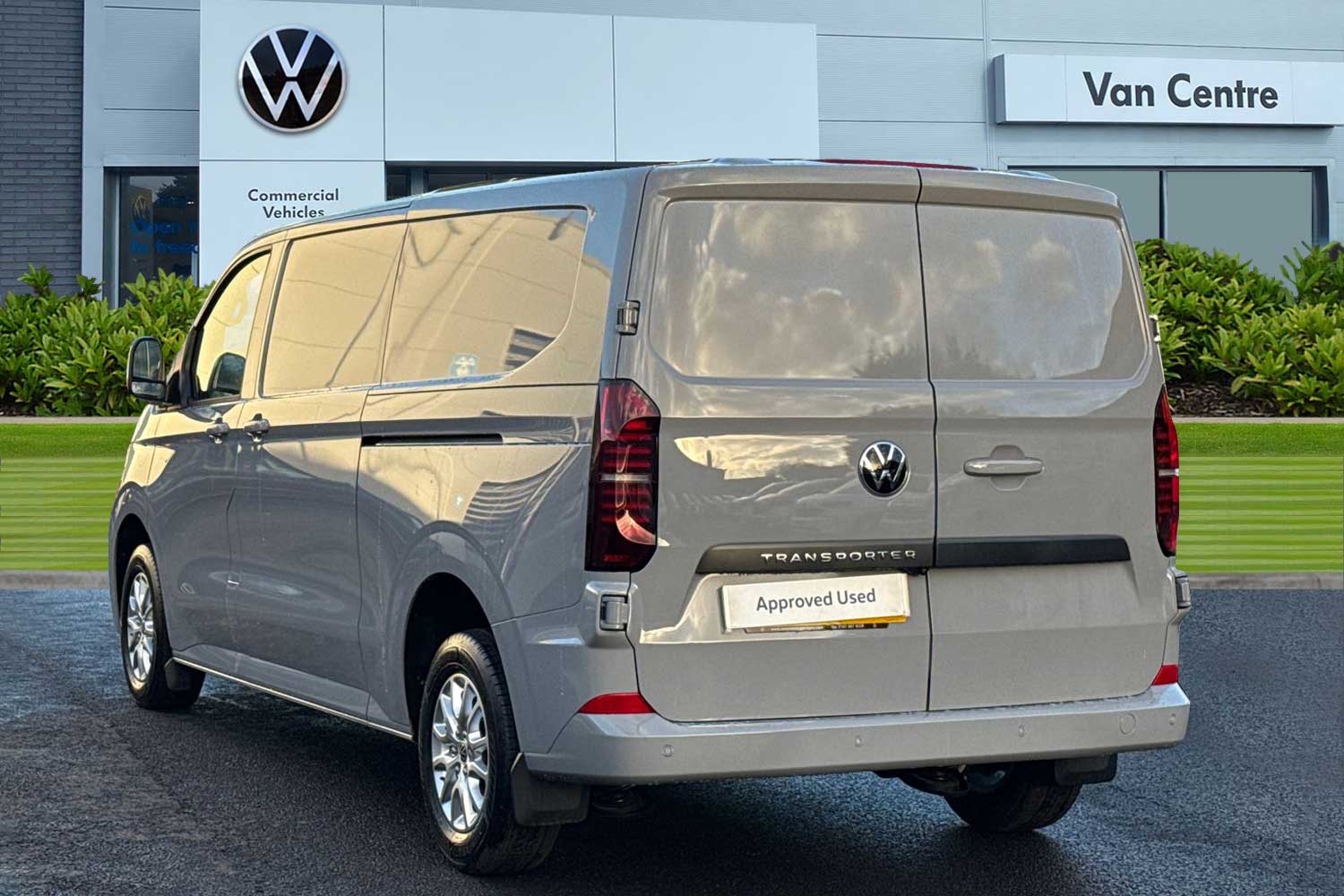 Used Volkswagen Transporter 2025 for sale - 77233308: Photo 2