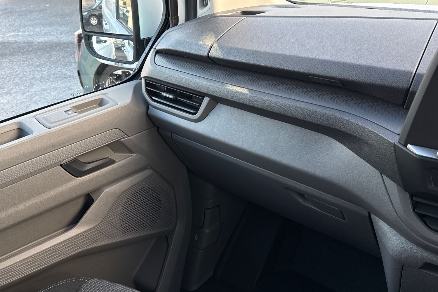 Used Volkswagen Transporter 2025 for sale - 77011563: Photo 14