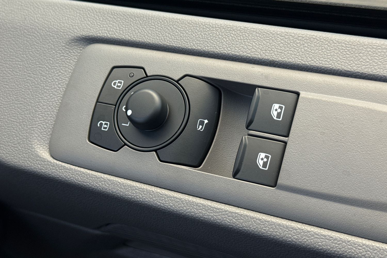 Used Volkswagen Transporter 2025 for sale - 77011563: Photo 17