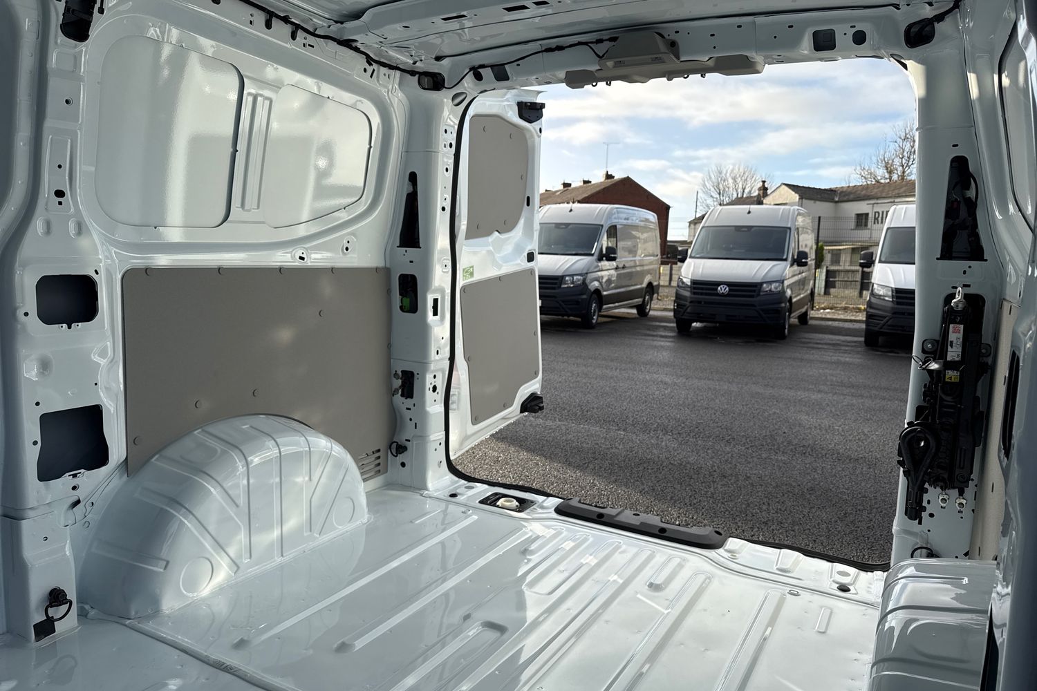 Used Volkswagen Transporter 2025 for sale - 77011563: Photo 28