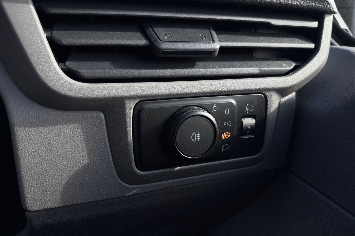 Used Volkswagen Transporter 2025 for sale - 77382333: Photo 39