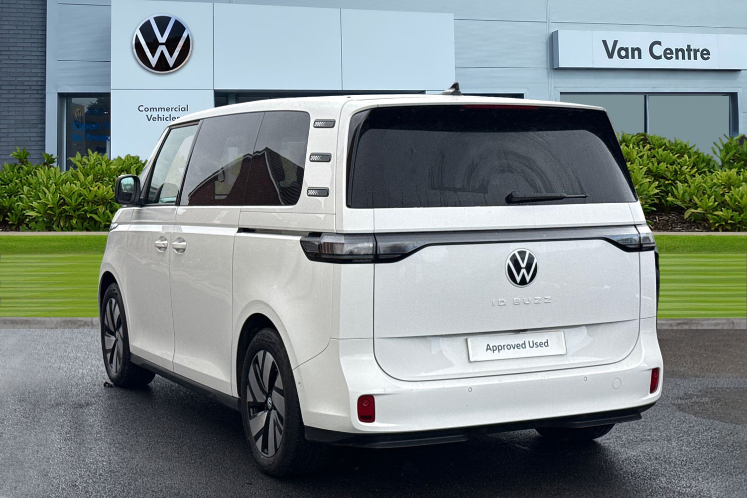 Used Volkswagen ID.Buzz 2023 for sale - 77553328: Photo 2