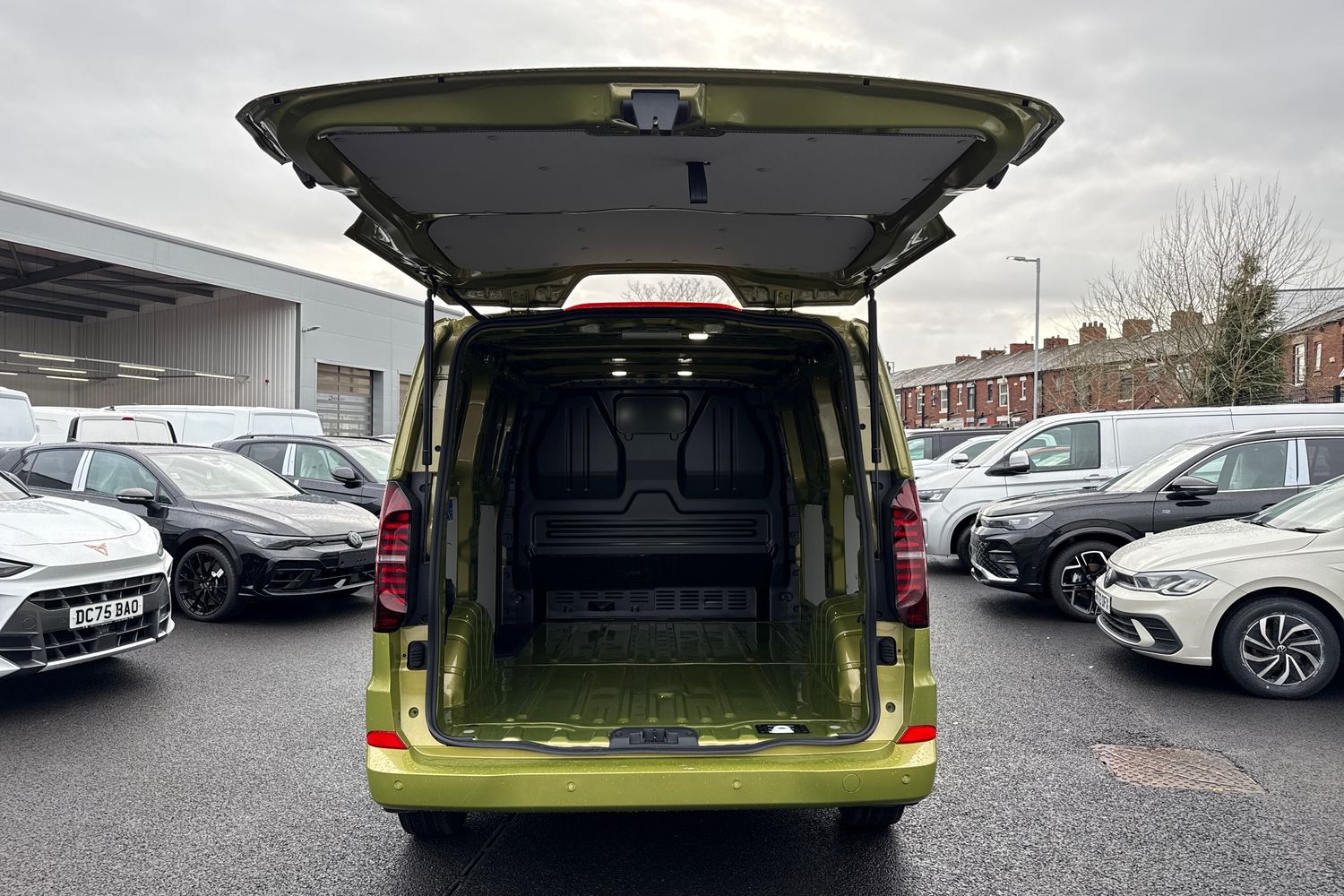 Used Volkswagen Transporter 2025 for sale - 77179198: Photo 30