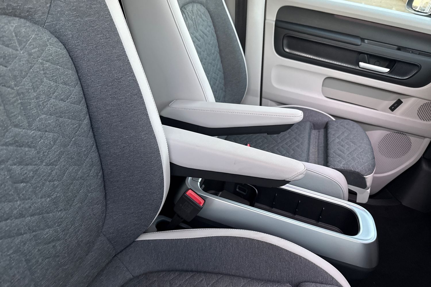 Used Volkswagen ID.Buzz 2025 for sale - 77093551: Photo 36