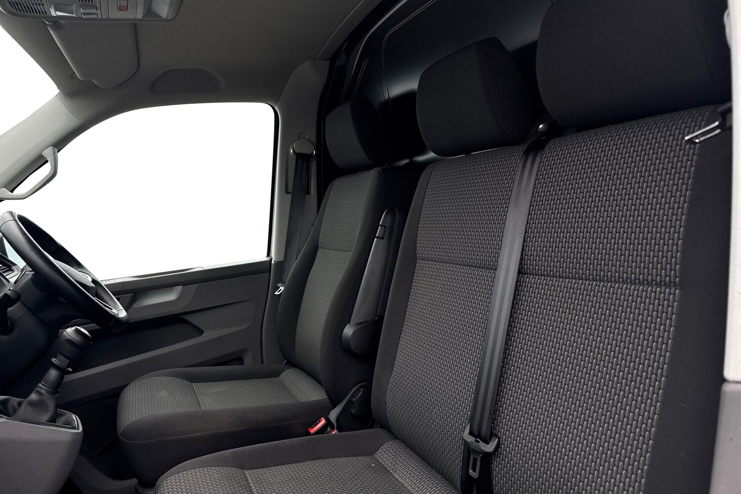 Used Volkswagen Transporter 2024 for sale - 76595835: Photo 11