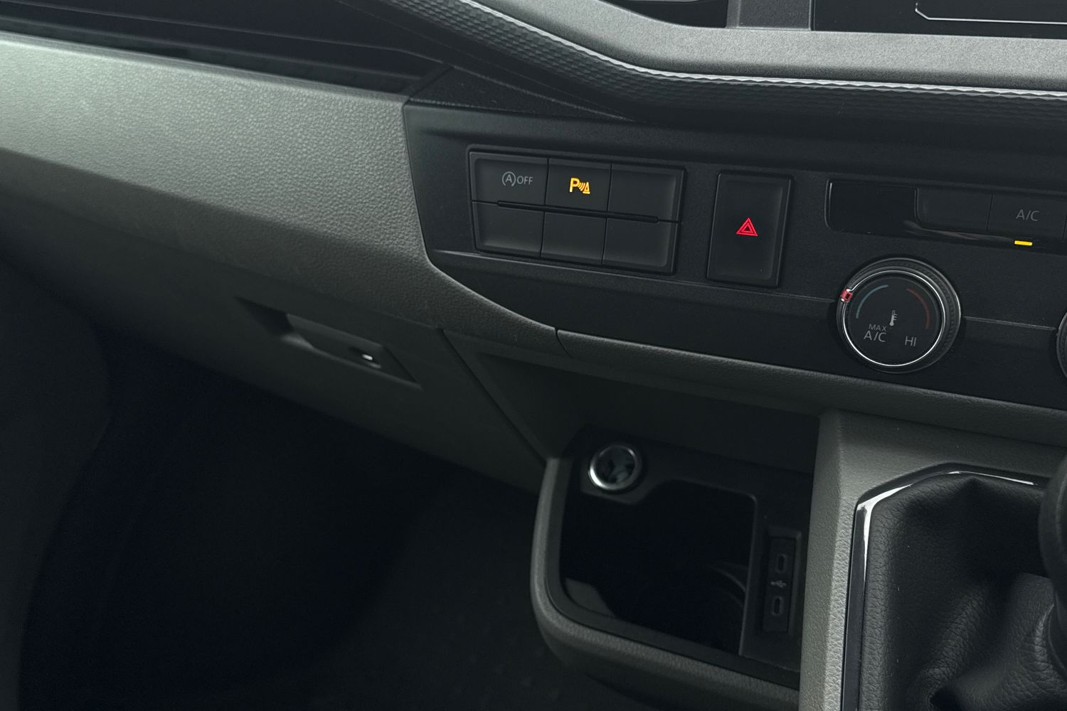 Used Volkswagen Transporter 2024 for sale - 76595835: Photo 20