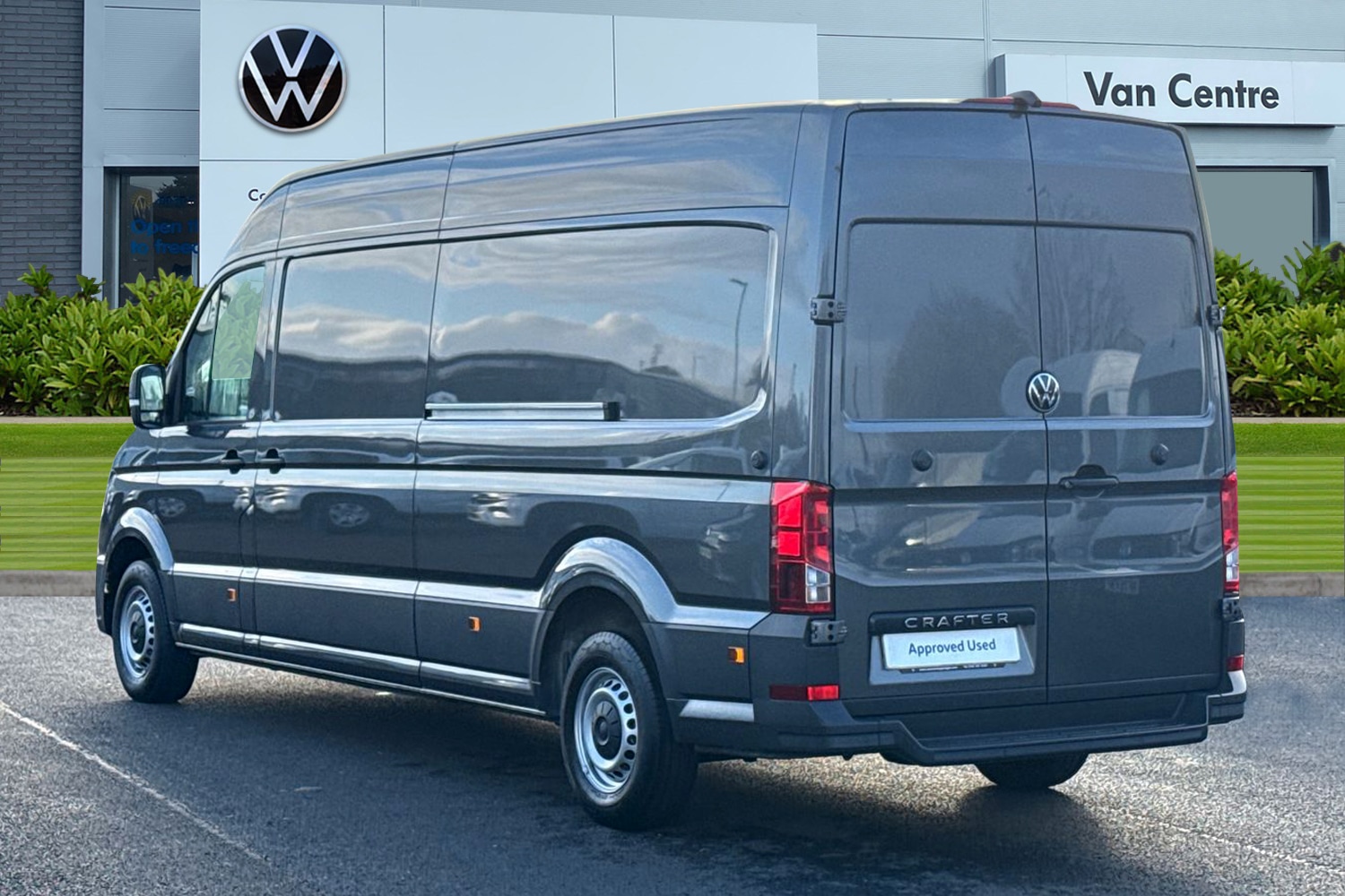 Used Volkswagen Crafter 2025 for sale - 76515848: Photo 2
