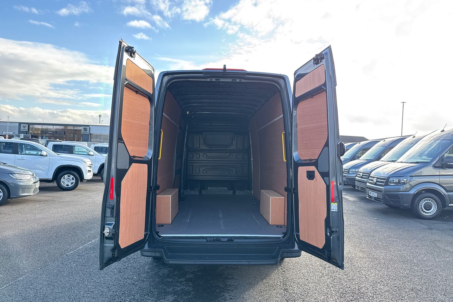 Used Volkswagen Crafter 2025 for sale - 76515848: Photo 31