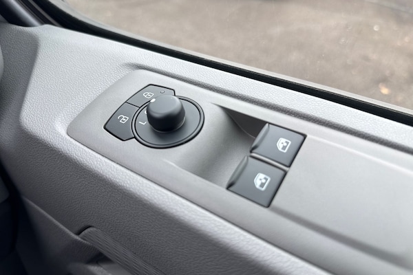 Used Volkswagen Transporter 2025 for sale - 76310962: Photo 17