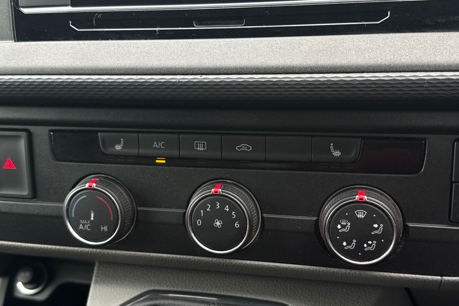 Used Volkswagen Transporter 2024 for sale - 77516921: Photo 19